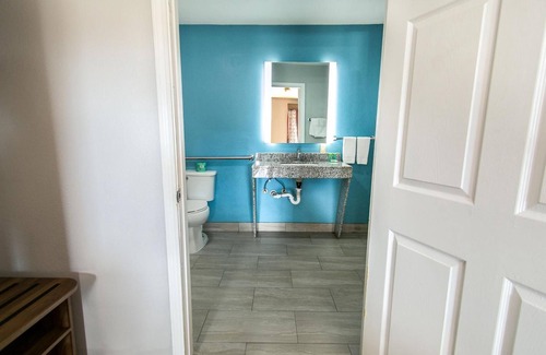 Biloxi Hotel | Jubilee Inn