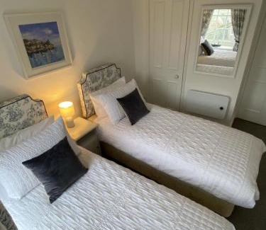 Dartmouth House | Judge's cottage