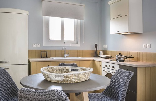 Mazarakata Apartment | Julia's Boutique Suites, Travliata, Cephallonia