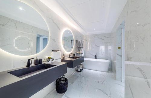 Palm Jumeirah Villa | Jumairah Sky villas