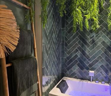 Boulogne-Centre Hotel | Jungle Fever , évasion nature et balnéo