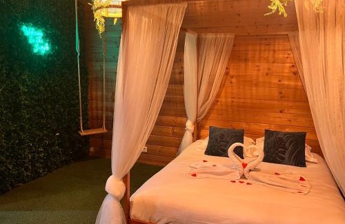 Wambrechies Cabin | JUNGLE - Le Domaine Wambrechies