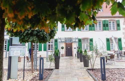 Bad Bergzabern House | Junior Suite, Dusche und Bad, Wc,doppelzimmer - Schlosshotel Bergzaberner Hof