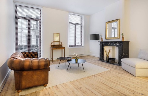 Antwerp Apartment | Junior Suite in The Heart of Antwerp