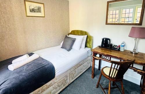 Southampton City Centre Apartment | Juniper Berry House