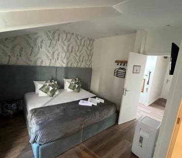 Povoa De Varzim House | Junqueira76 Guesthouse