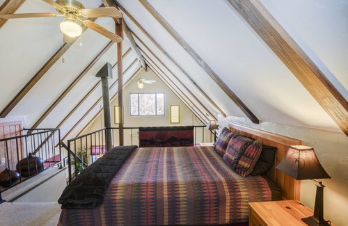 Prescott Ski Chalet | JUST 1 MILE FROM DOWNTOWN SQUARE - HOMEY CABIN NESTLED IN THE PINES