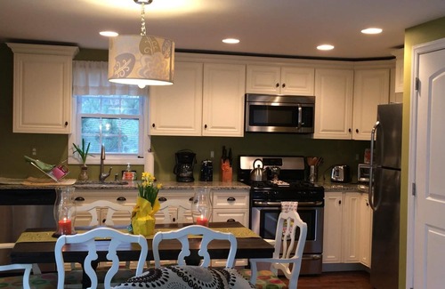 North Beach Haven House | Just 8 houses from the beach (one block)