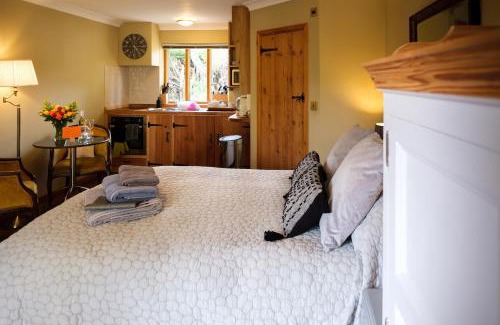 Thetford Apartment | Just a Minim - a beautiful studio in quaint rural location