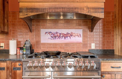 The Galena Territory House | JUST BUILT Timber Ranch! n Time for fall colors! n4BR/6BA/HOTTUB/EV/GOLF/RELAX