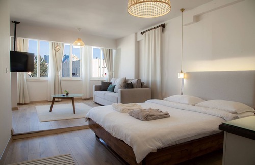 Kaleici House | Just outside the old town is Antalya's main "Republic" Square (Cumhuriyet Meydani)