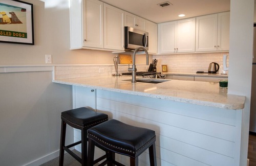 Ludlow House | Just steps to the trail, best location in Winterplace ski community