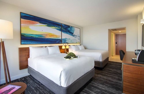 Central Beach Resort | Just What You Were Looking For! 2 Comfortable Units, Outdoor Pool, Onsite Dining