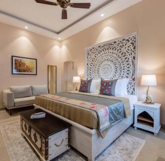 Varanasi Hotel | juSTa Luxe Kashi Parampara, Varanasi