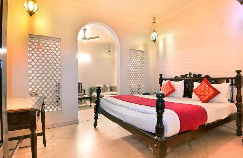 Paharganj Hotel | Jyoti Mahal A Heritage Hotel - 05 Mins from Railway Station & 2 Mins from Metro Station