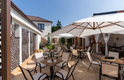 Tata Bed & Breakfast | Kálvária panzió
