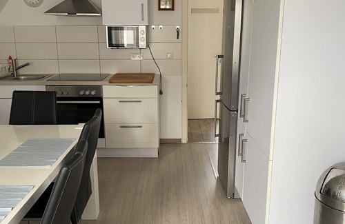 Bergisch Gladbach Apartment | Köln/messe Nahe Gäste/monteur Whg 5 Zi.-bis zu 6 Pers-3sz