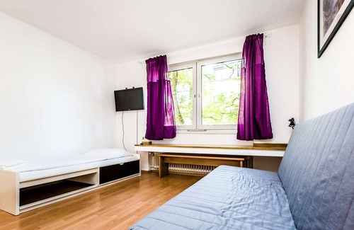 Hoehenberg Apartment | K63 nice apartment for 5 people in Cologne Höhenberg