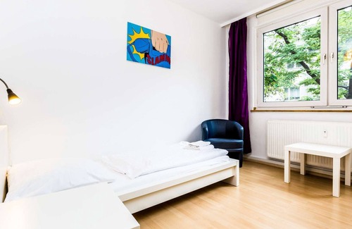 Hoehenberg Apartment | K64 nice apartment for 5 people in Cologne Höhenberg only 5km to Cologne trade fair