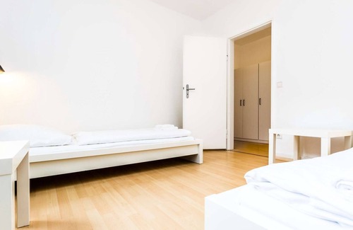 Hoehenberg Apartment | K64 nice apartment for 5 people in Cologne Höhenberg only 5km to Cologne trade fair