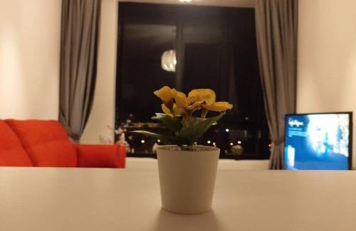 Cyberjaya Apartment | KA2209 -Cyberjaya-Netflix-Wifi- Parking-Pool, 1007