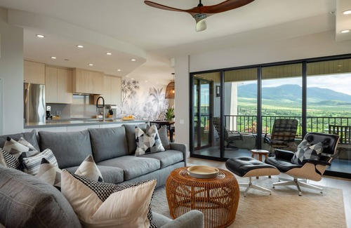 Kaanapali Condo | Kaanapali Alii: Newly renovated; amazing top floor views; hotel zoned
