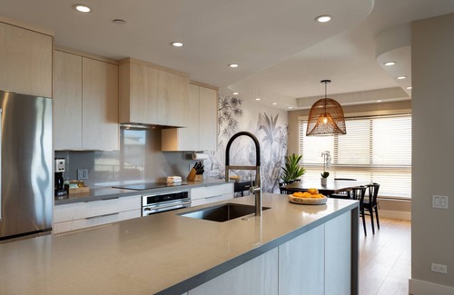 Kaanapali Condo | Kaanapali Alii: Newly renovated; amazing top floor views; hotel zoned
