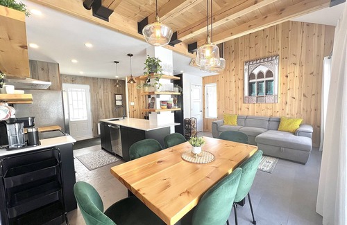Beaupre House | Kabanita