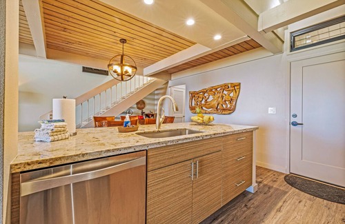 Kahana Condo | Kahana Village #16 Beachfront Luxury