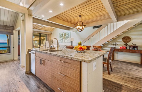 Kahana Condo | Kahana Village #16 Beachfront Luxury