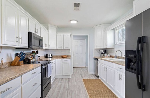 Crystal Beach House | Kahla - Sugar Sands