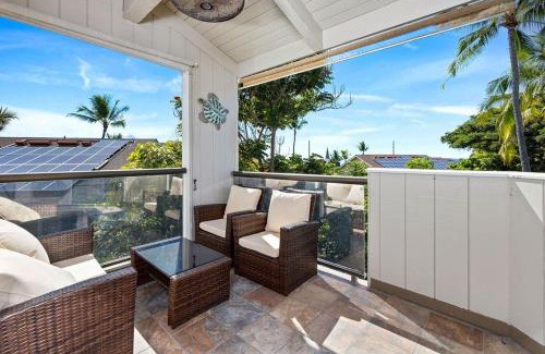 Historic Kailua Village House | Kailua Bay Resort#4-306
