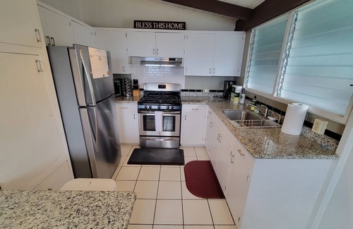 Keolu Hills House | Kailua Family Friendly Home w/AC, 3 BR, Near Kailua Beach!