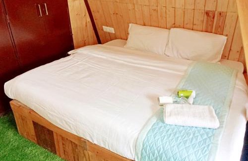 New Manali Ski Chalet | Kaira huts nature's hug