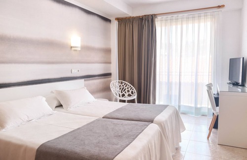 Calella Hotel | KAKTUS Hotel Volga