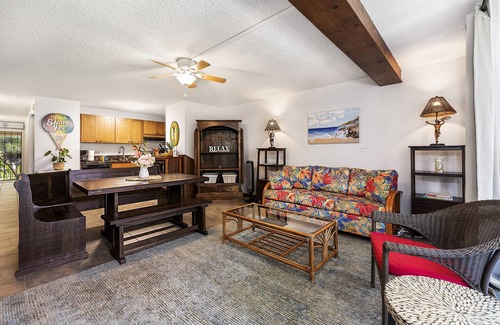 Historic Kailua Village Condo | Kalani Kai#109 1st Floor, Remodeled Unit in Heart of Kona Town! Best location