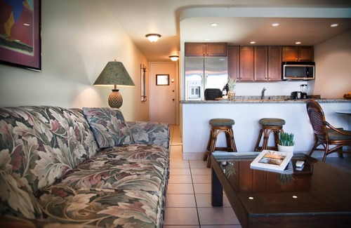 Honokowai Condo | Kaleialoha 308, Direct Oceanfront, AC, Turtles, Summer Sale-Save up to 30% Off!