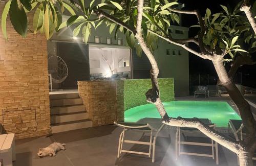 Petaloudes Villa | KALITHEA-HILLS VILLA with pool for 8 up to 12 IN RHODES TOWN