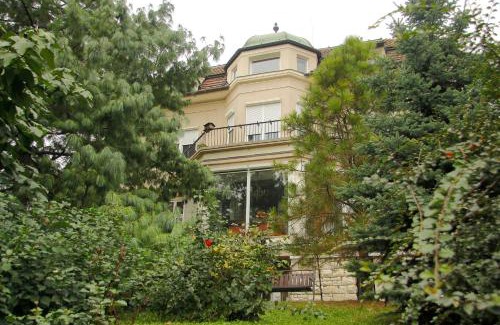 Gellert Hill Bed & Breakfast | Kalmár Panzió