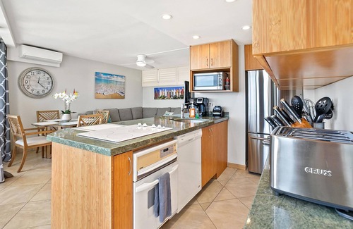 Kihei Condo | Kamaole Nalu 305 - Breathtaking Ocean Views, Renovated, Ocean Front, Split AC!