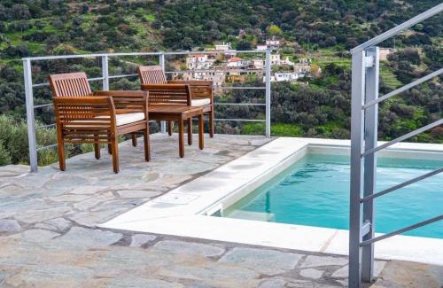 Livadia House | Kampos View - Quiet House at the end of the Road, private pool
