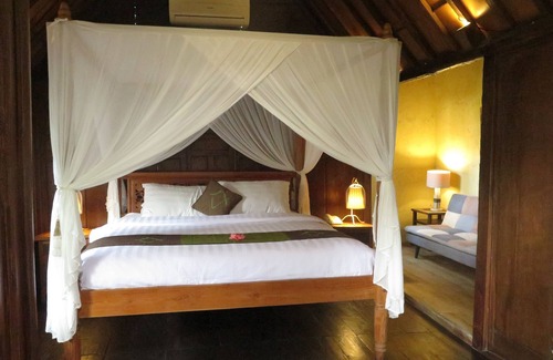 Dewi Sri Hotel | Kampung Cenik