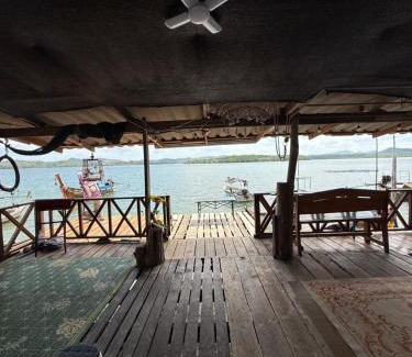 Nuea Khlong House | Kaneng Homestaykohpu
