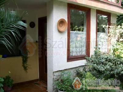 Pecs House | Kanyar Vendégház