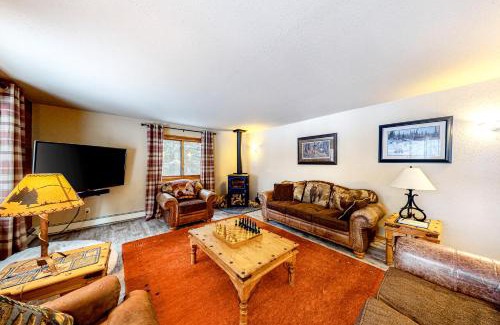 Eagle River House | Kape Eagle Lodge