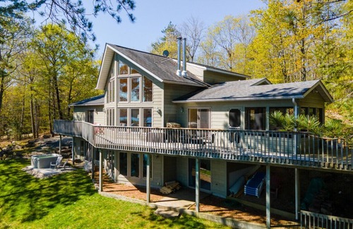 Lake of Bays Apartment | KAR - 1397 Port Cunnington Road