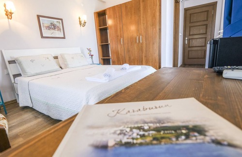 Karaburun Hotel | Karaburun Konak Hotel