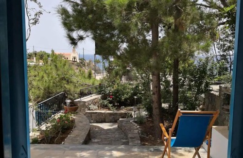 Agios Panteleimonas House | KaratiHome - Relaxing sea and mountain view