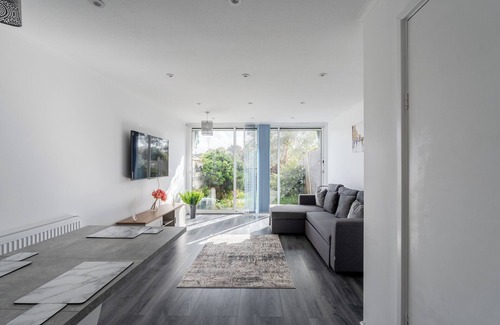 Fairfield House | Karazo Property- Luxury 2 bed in Croydon
