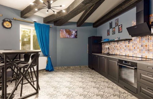 Karlovy Vary Apartment | Karlovy Charme Inn: Premium 2BR Apt No.637